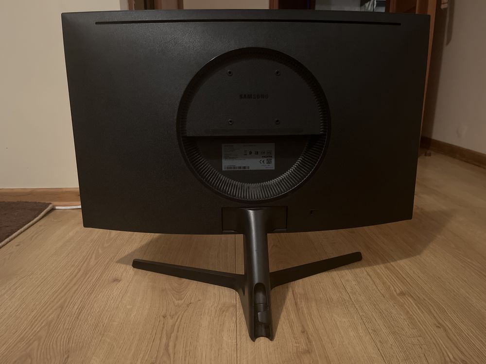 Monitor gamer curvado 240hz