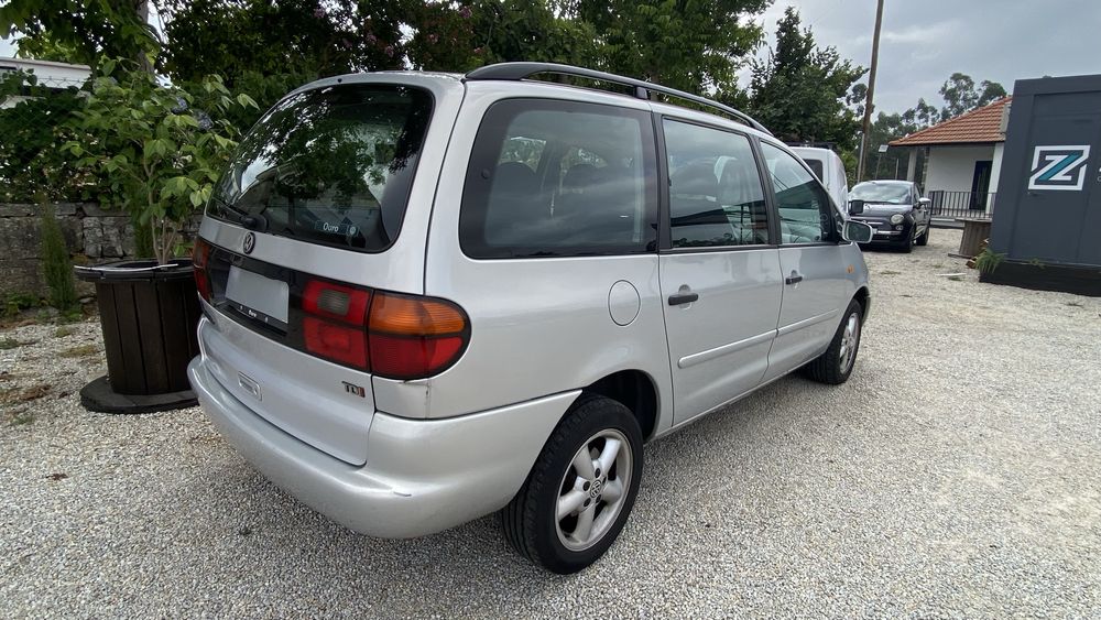Vw Sharan 1.9 tdi 7 lugares
