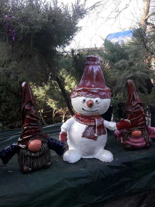 Продам вуличні новорічні скульптури !