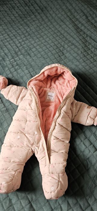 Kombinezon zimowy dla noworodka