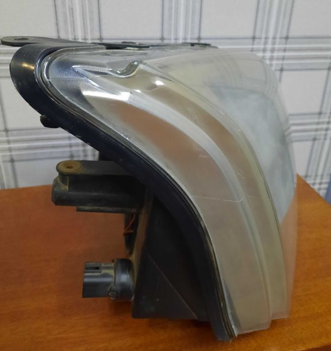 Права Фара Форд Конект