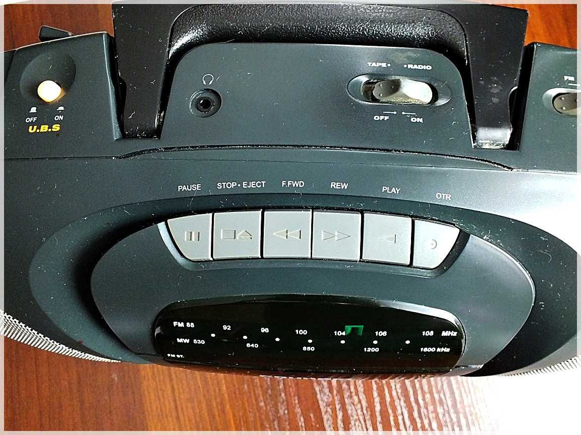 Radioodtwarzacz GRUNDIG RR316 Brak głosu w głośnikach