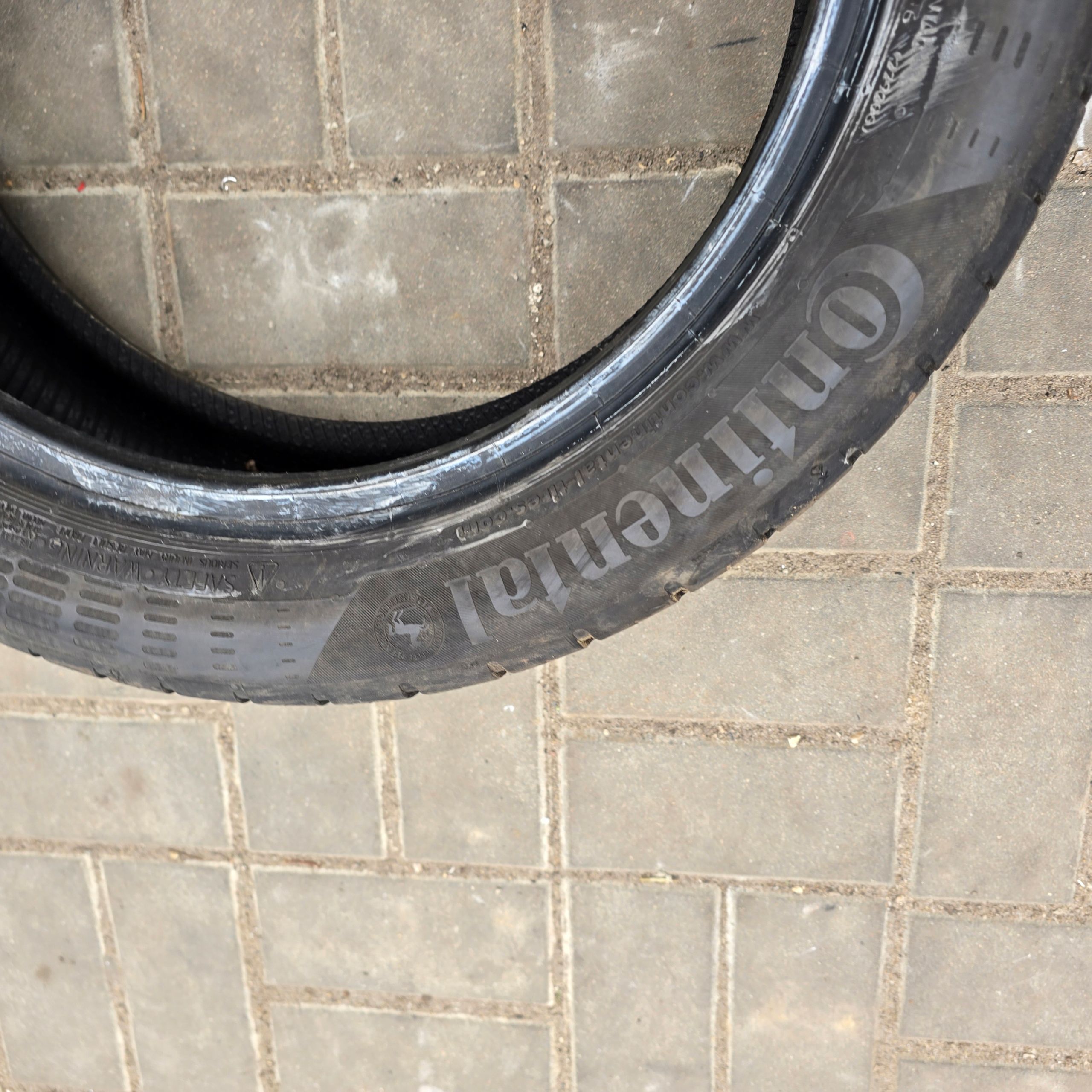 Continental Contiecocontact 5 185/50R16 81H 21R 4X