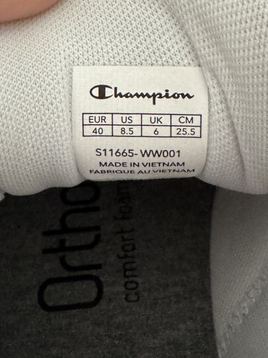 Жіночі кросівки Champion 25,5 см