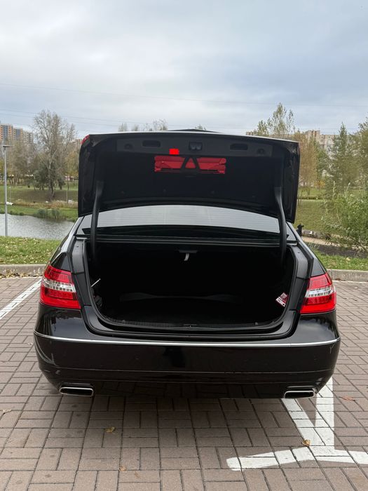 Mercedes-Benz  E-Class