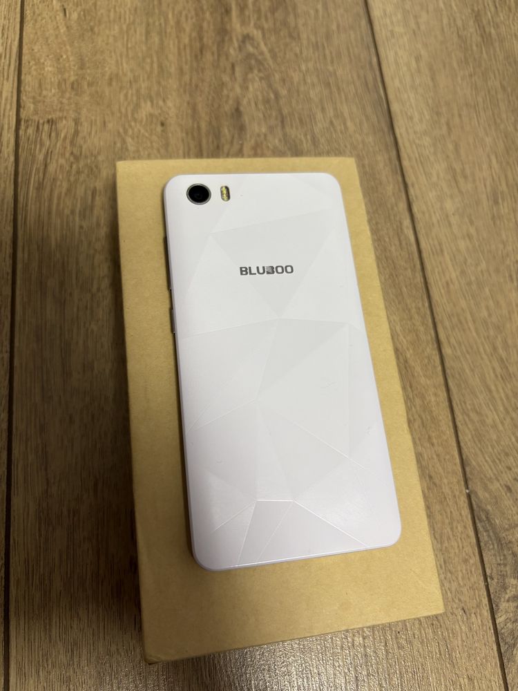 Bluboo picasso 16 Gb
