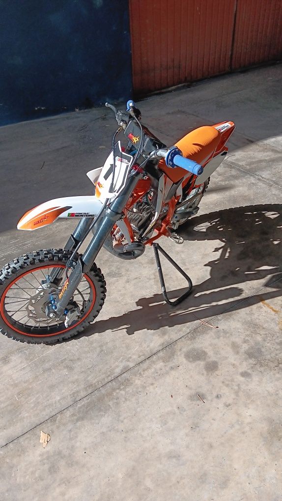 Pit bike replica ktm 2 tempos