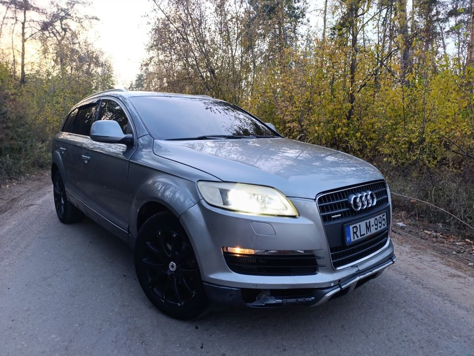 Продам Ауди Q7 diesel 3.0