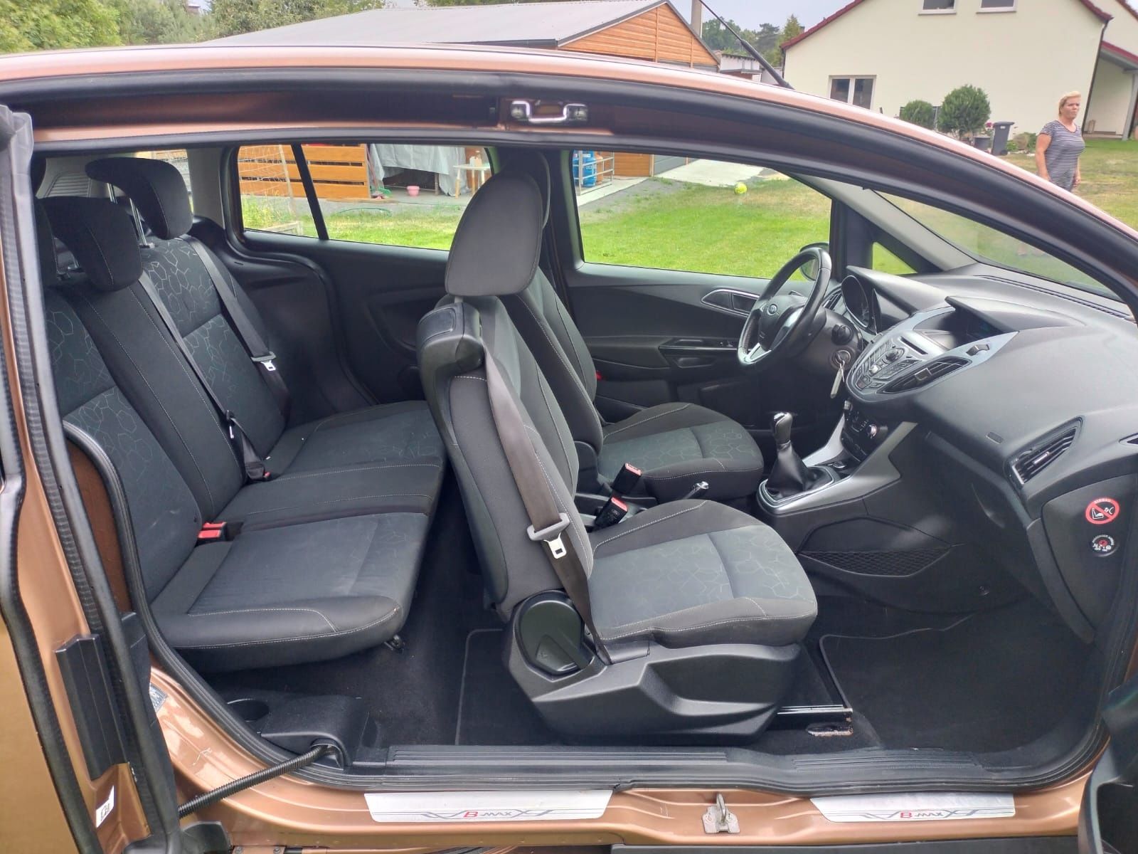 Ford b-max 1.0 benzyna