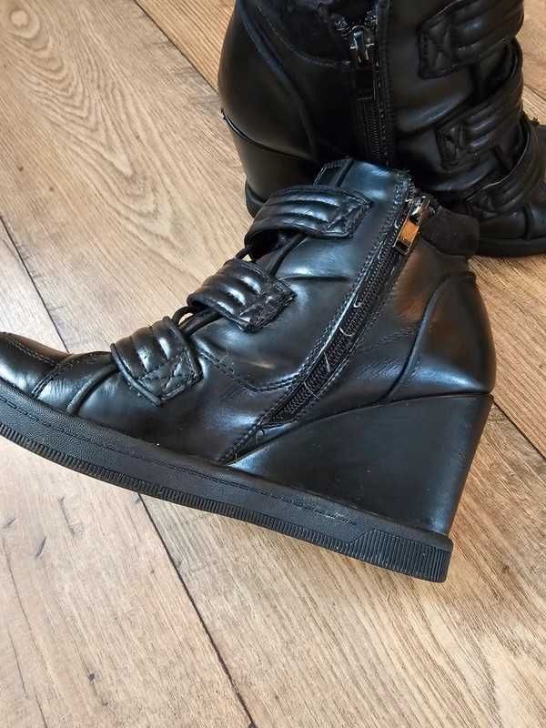 eleganckie sportowe sneakersy na koturnie Aldo 39 kobiece