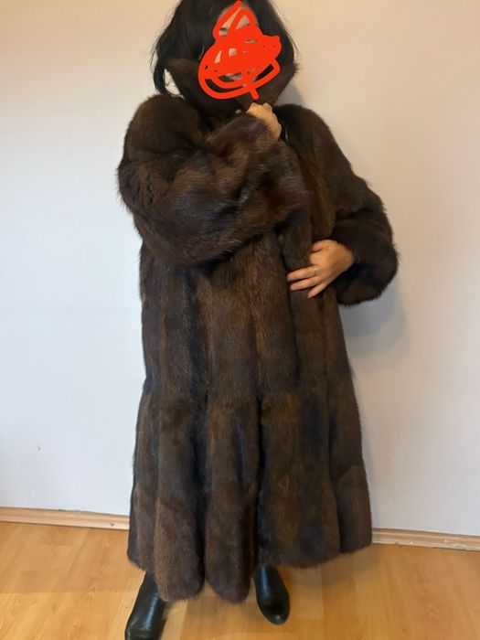 Długie MIDI futro z naturalnych norek brązowe 42/44