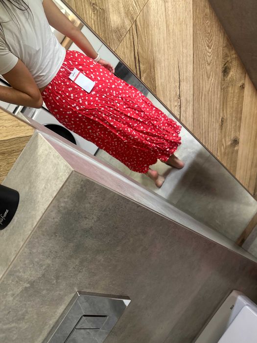 Czerwona długa spódnica z rozcięciem Sinsay S nowa z metką