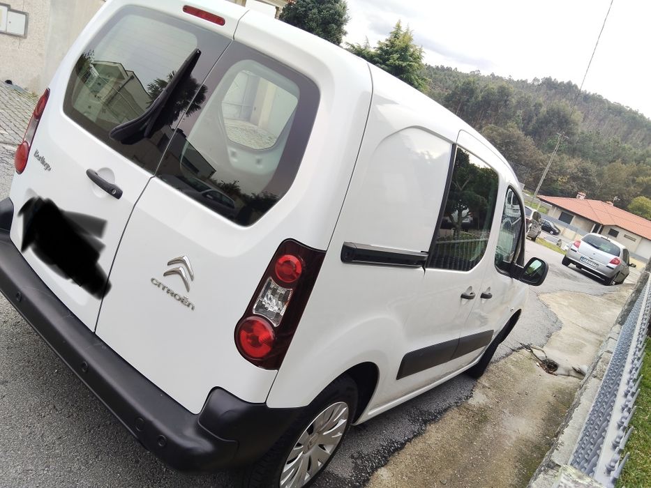 Citroën Berlingo de 2013  muito impecável revisão feita..1.6 HDI 90 cv