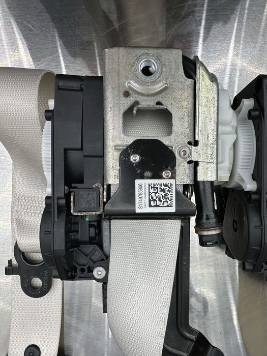 Пассажирский и водительский ремень безопасности BMW X7 G07, BMW X5 G05