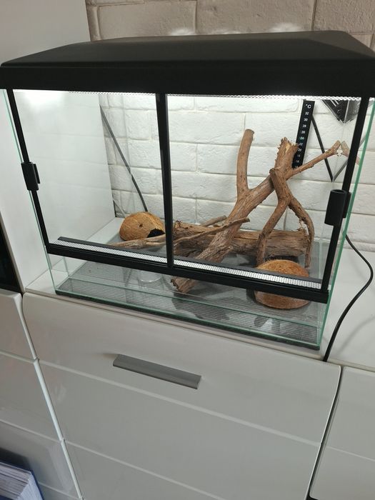 Terrarium Dł-42 cm,Gł-32,3 cm, Wys. - 39 cm