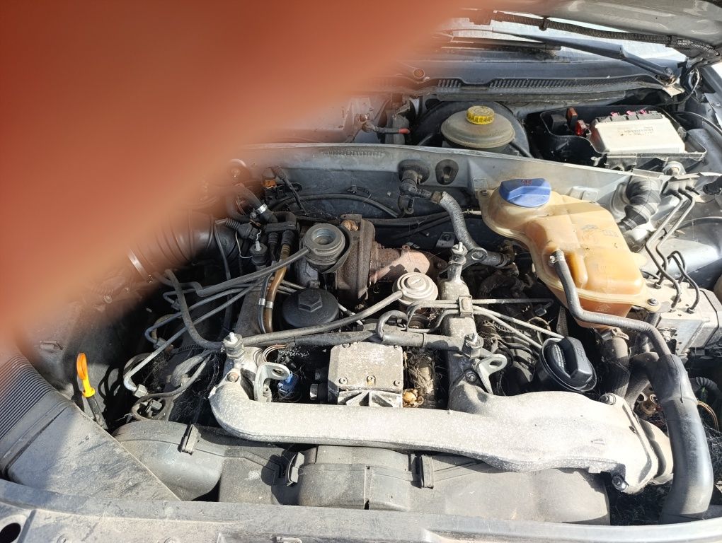 Audi A6 2.5tdi V6 150cv