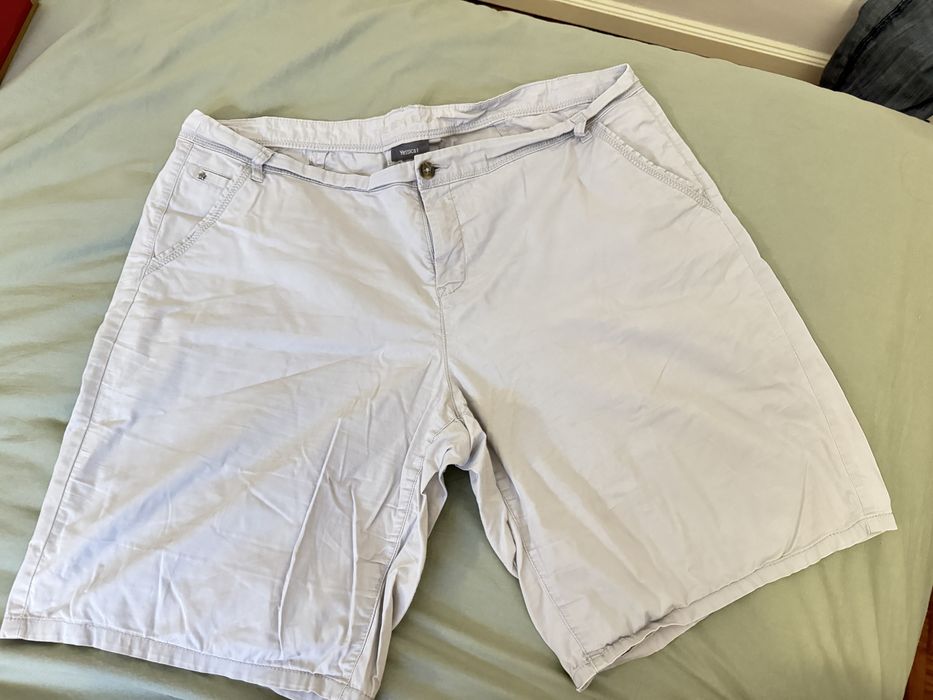 Calções cinza claro número 48 Yessica