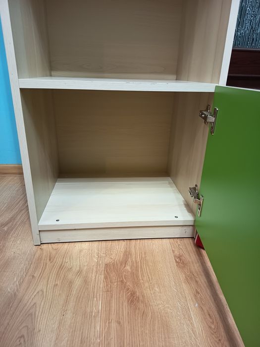 Szafa plus regał