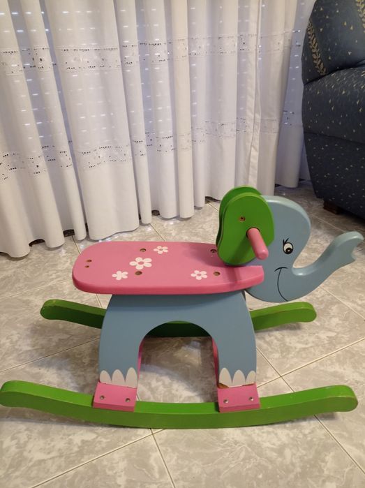 Cavalinho de madeira