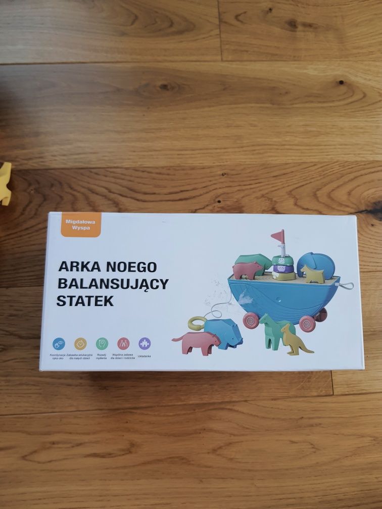 Arka Noego Balansujący statek 2+