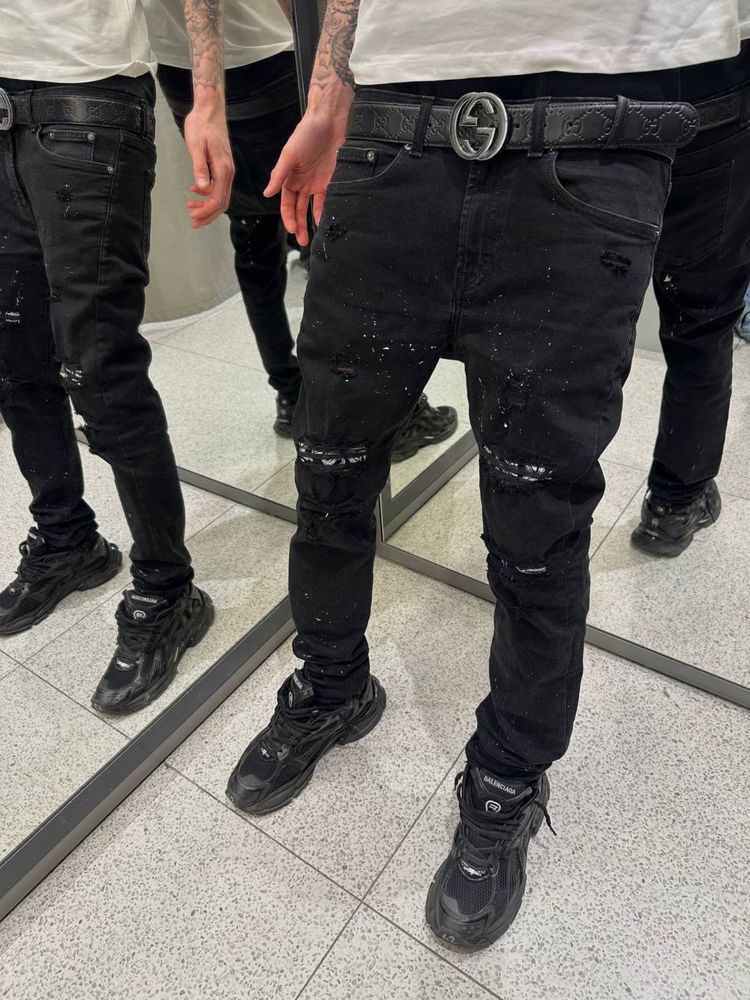 джинсы slim fit.