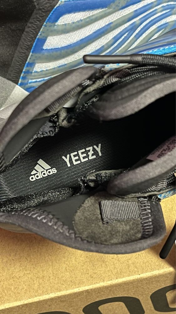 Yeezy QNTM NOWE 42 2/3