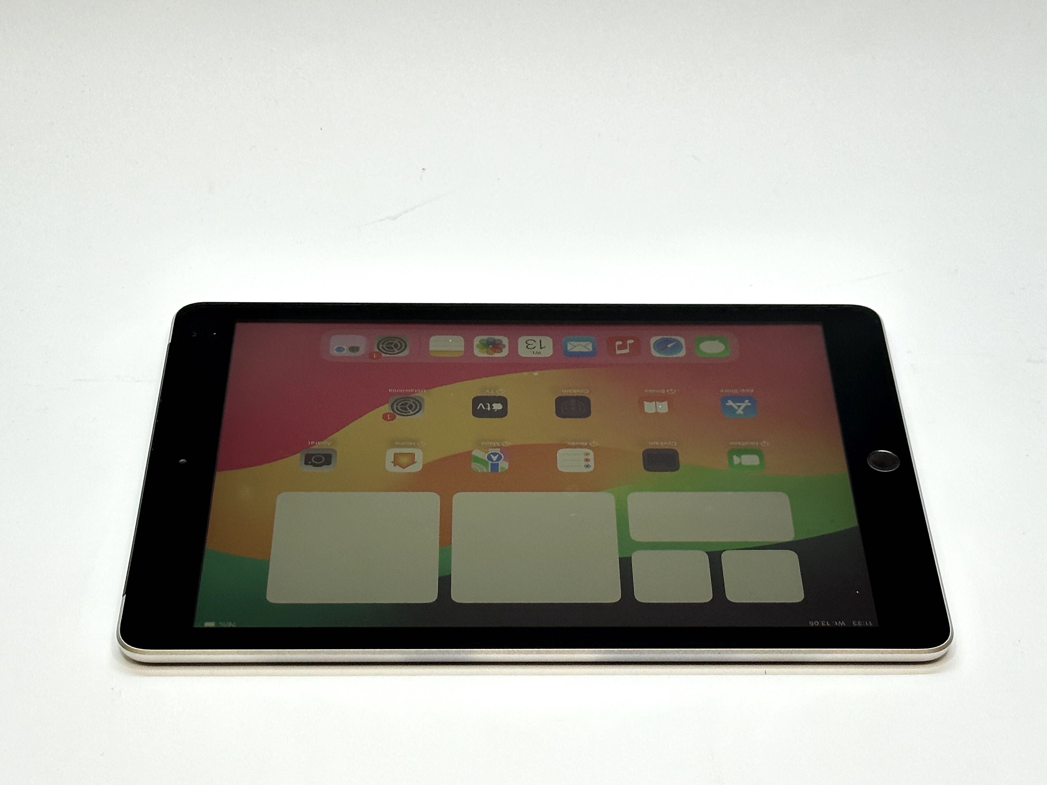 zadbany pad 6 generacji z modemem lte/złącze sim  32gb space gray