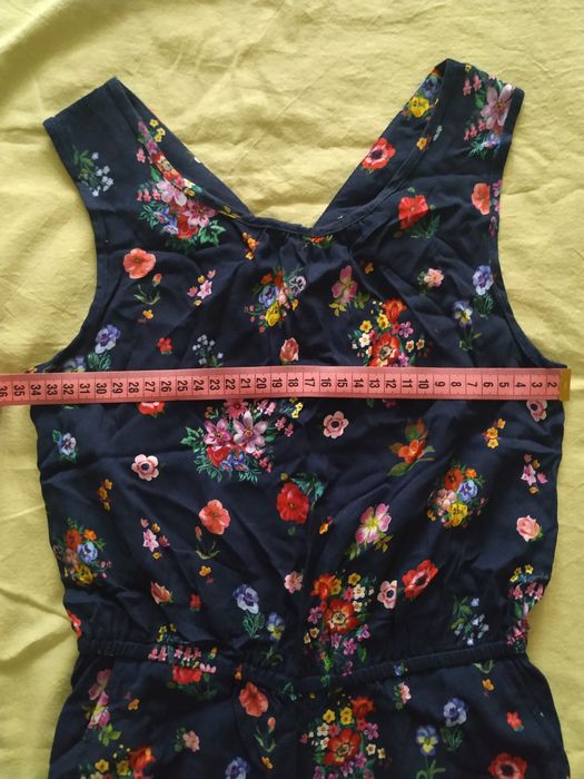 Комбінезон на дівчинку