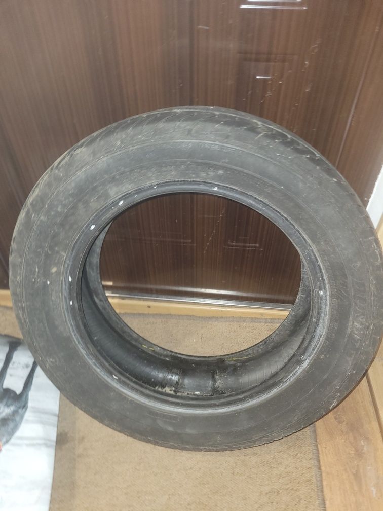 Б/у резина DUNLOP  195..60 R15 2 шт.