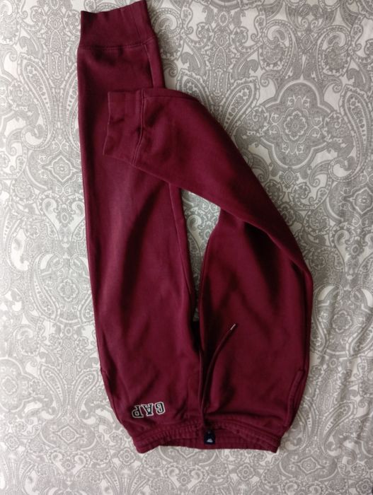 Spodnie damskie dresowe GAP