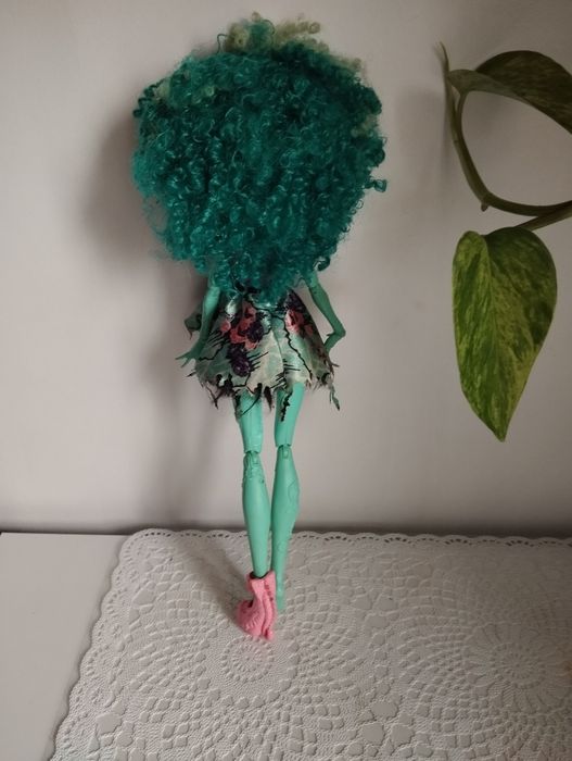 Lalka Monster High Honey Swamp