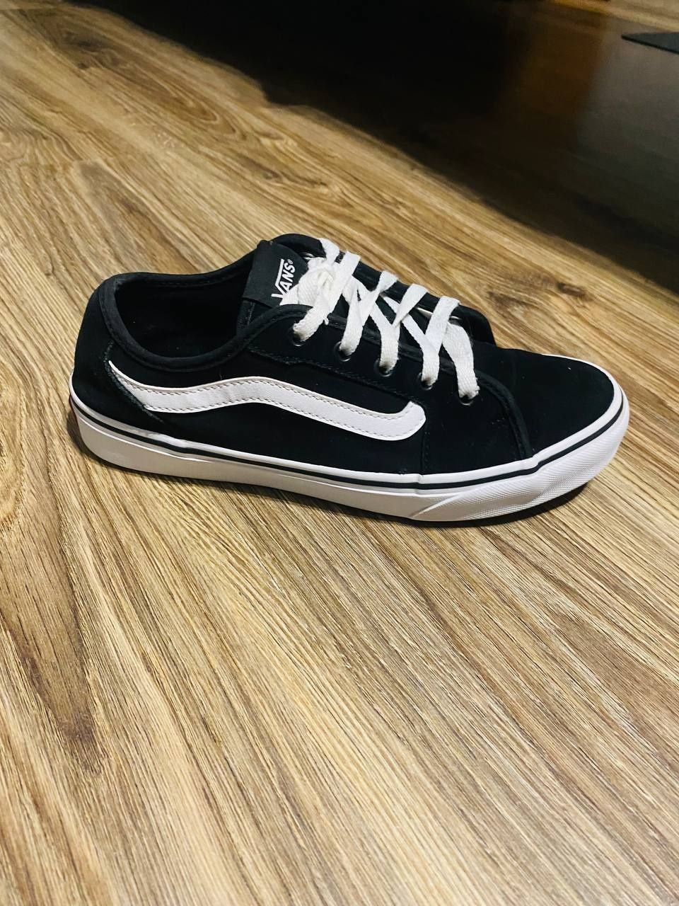 Vans old skool size 39