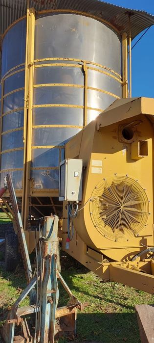 Зерносушарка мобільна 33 тони MECMAR