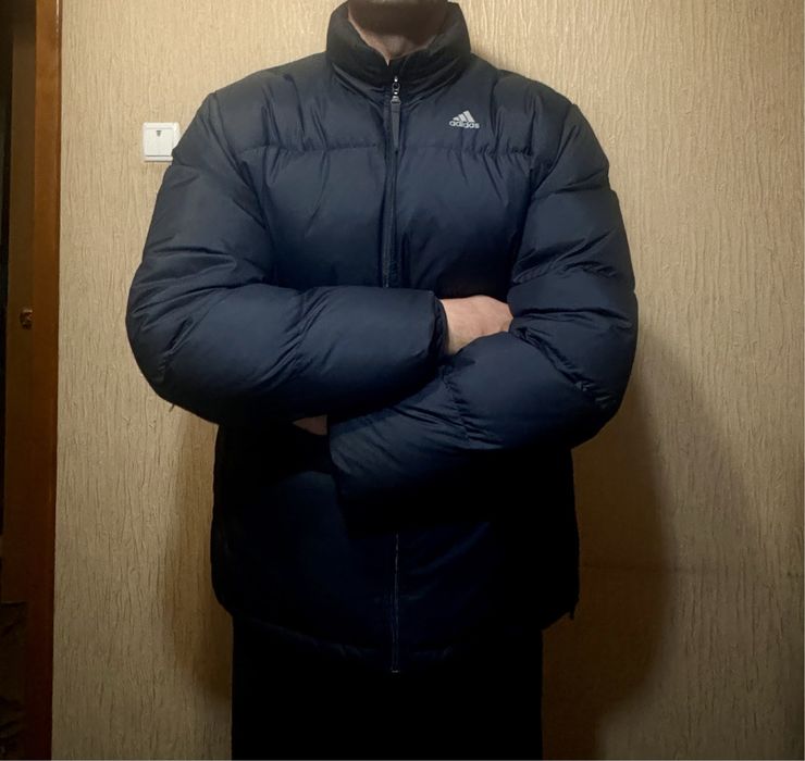 Продам куртку adidas