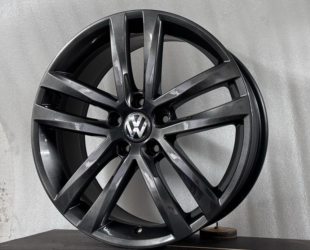 JAK NOWE Felgi oryginalne Volkswagen 18 Salvador Golf Passat sear