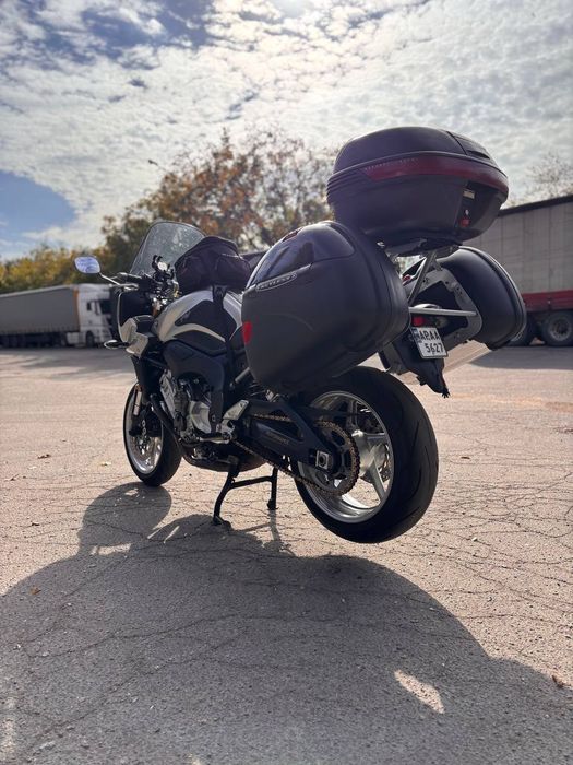 Продам Yamaha Fazer FZ1