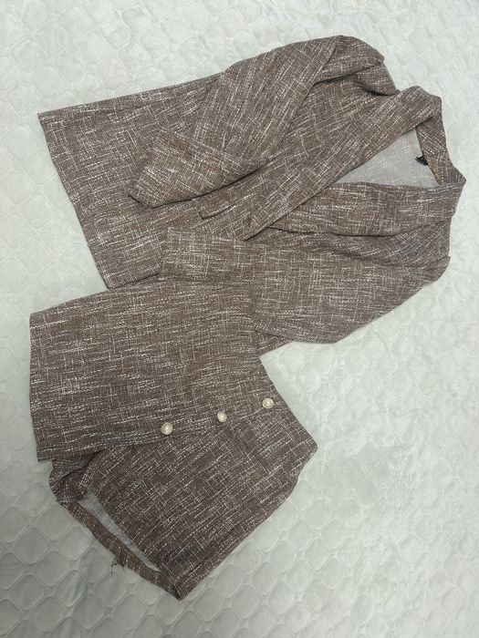 Новий жіночий костюм розмір л