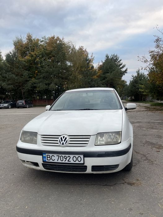 Volkswagen bora 2000