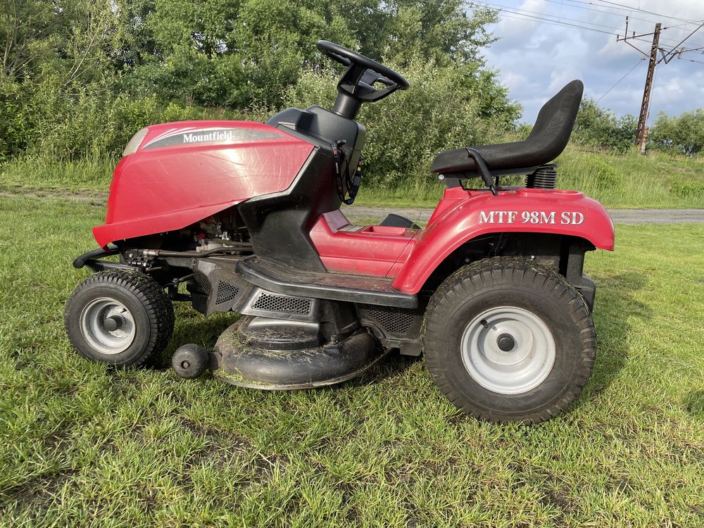 Kosiarka, traktorek Mountfield MTF 98M SD  350 z wyrzutem bocznym, BDB