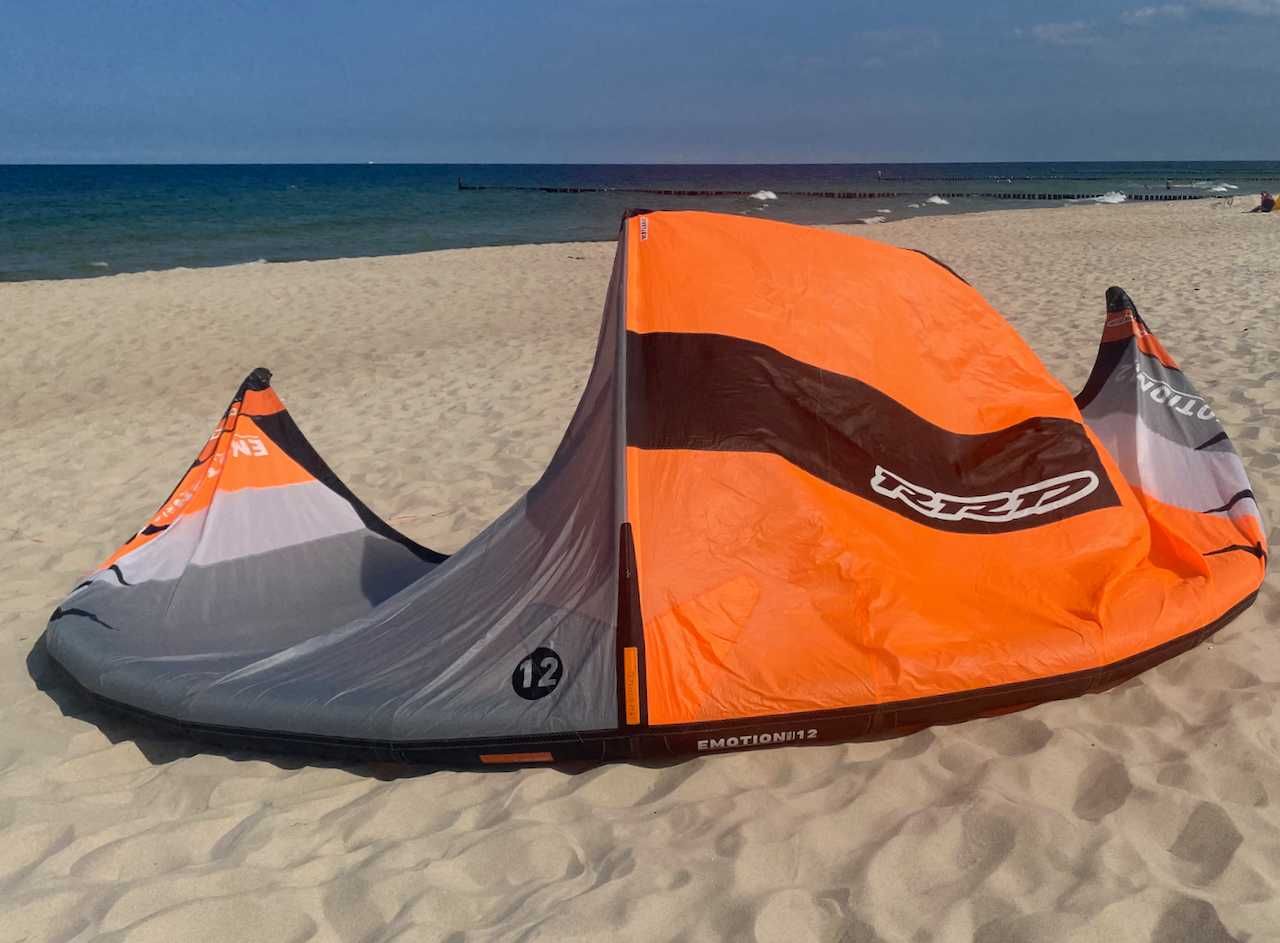 Latawiec kitesurfing RRD Emotion 12m