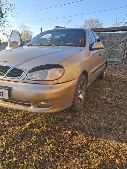 Daewoo Lanos 2004 року