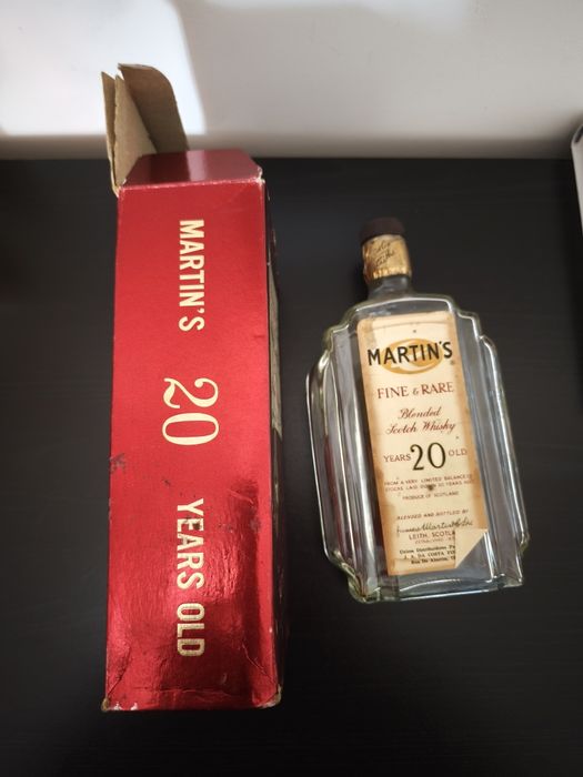 Garrafa James Martins antiga c/ caixa