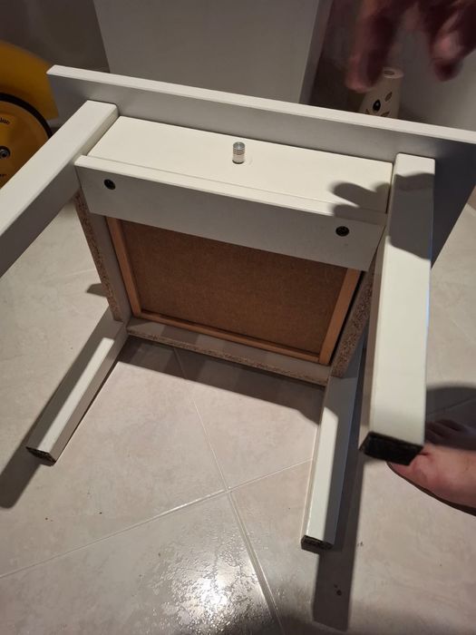 Mesas de cabeceira IKEA