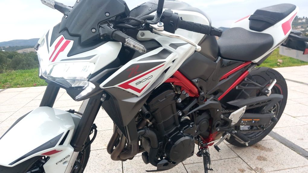 Kawasaki Z900 Special Edition (troco por carro elétrico)