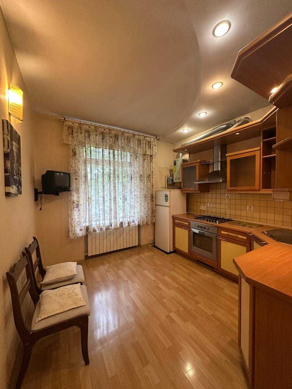 3 кімнатна квартира в історичному центрі міста