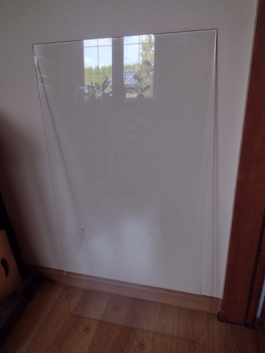 Szklana półka szyba