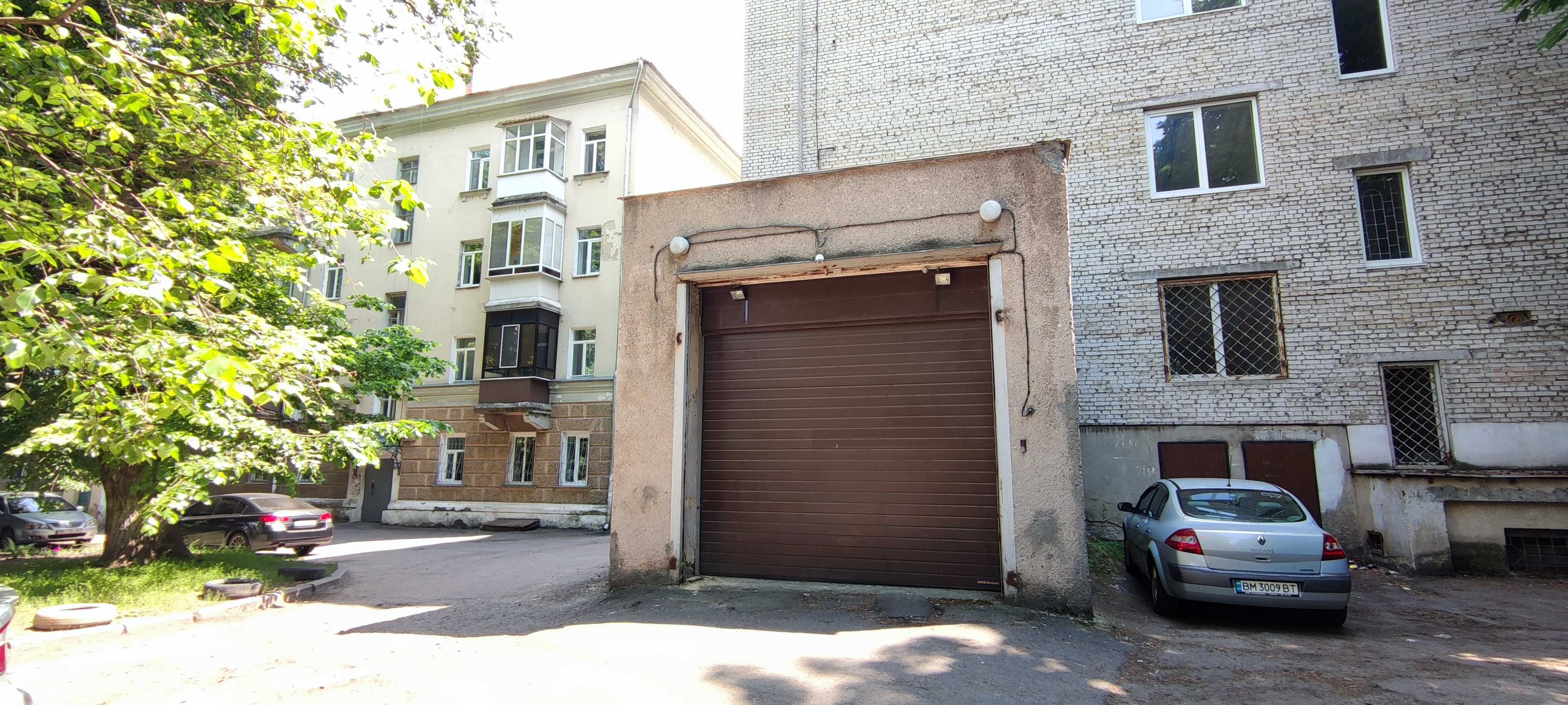Бізнес центр з бомбосховищем 1800м2