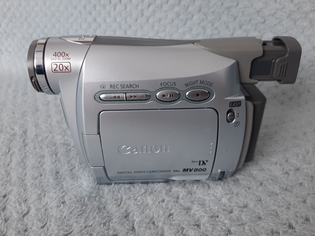 Kamera cyfrowa Canon MV 800 Digital Video Camcorder