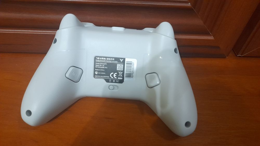 Ігровий джойстик flydigi direwolf 3