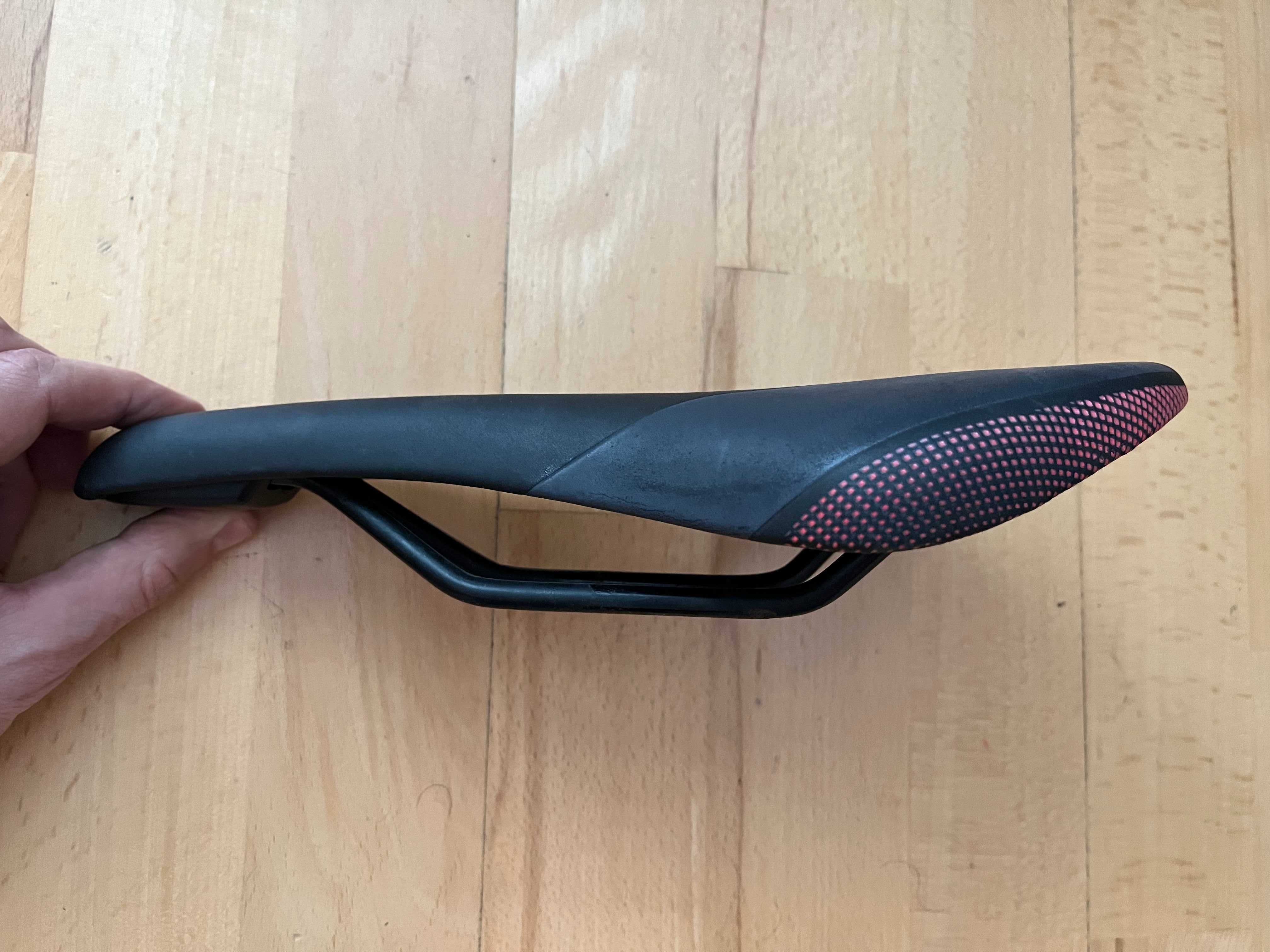 Siodełko Selle Royal CUBE 280x140 317g Ergon Velo ProX Kross Wittkop